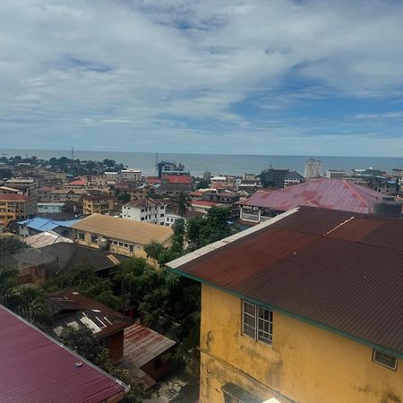Debora Guest House Freetown Exterior foto