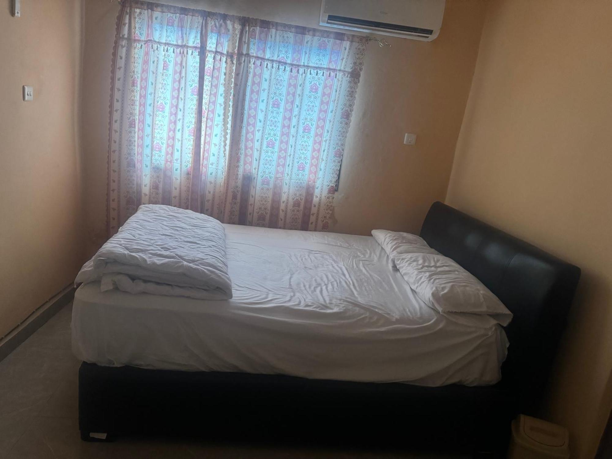 Debora Guest House Freetown Exterior foto