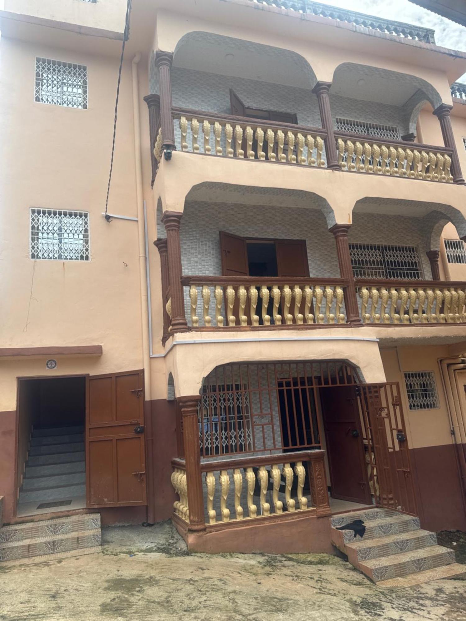 Debora Guest House Freetown Exterior foto